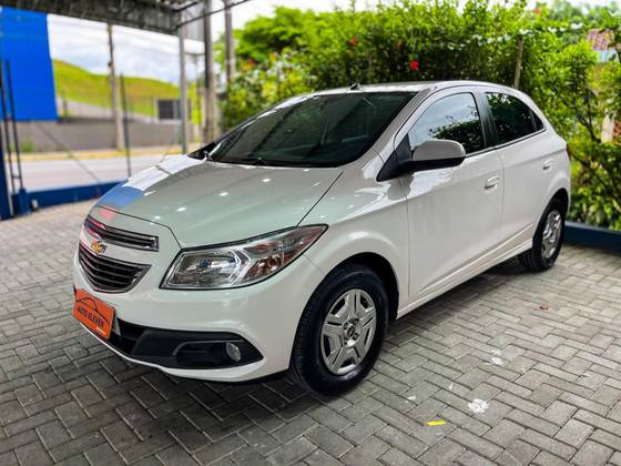 CHEVROLET ONIX 1.0 MPFI LT 8V FLEX 4P MANUAL